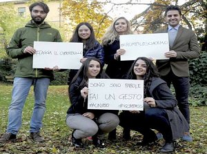 cyberbullismo-foto-di-gruppo